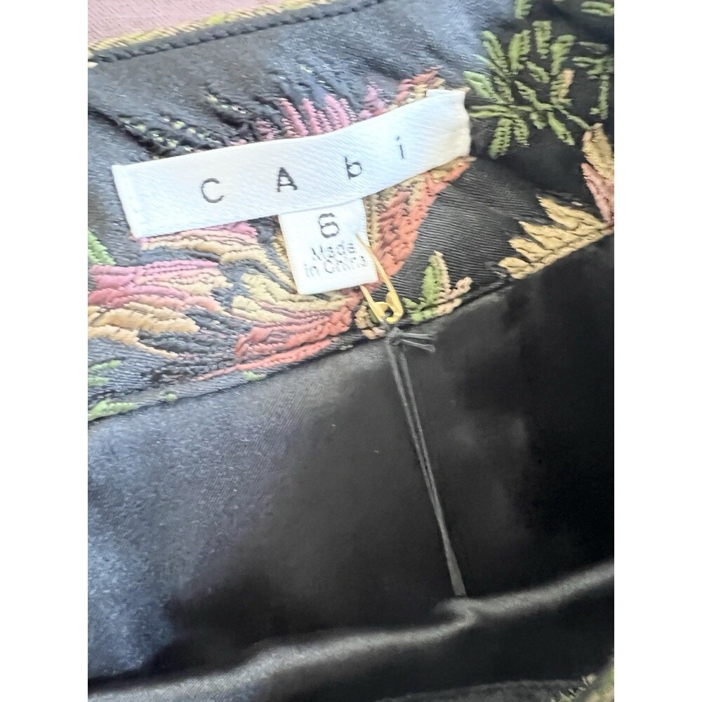 CAbi Tapestry Pencil Skirt Size 6 Floral Brocade Jacquard Lined Career New $125 - Picture 4 of 8